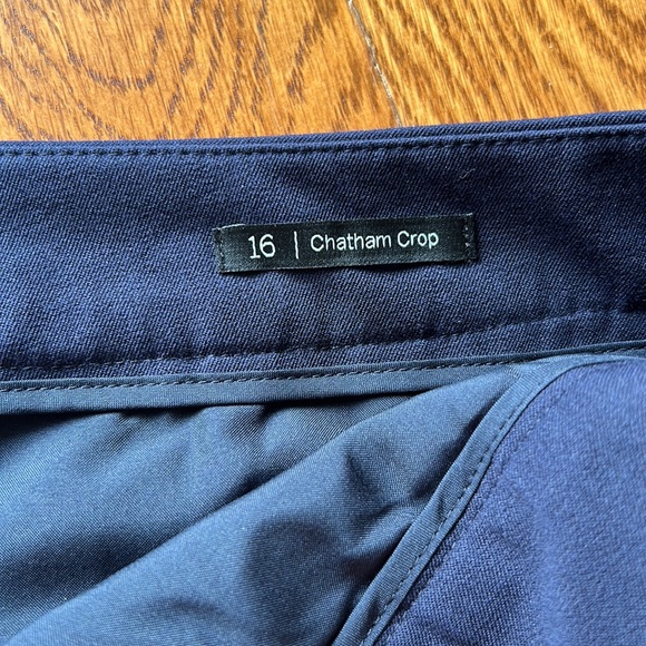 Navy blue stretch Chatham cropped pant with scalloped hem side zip 16 - Picture 4 of 8